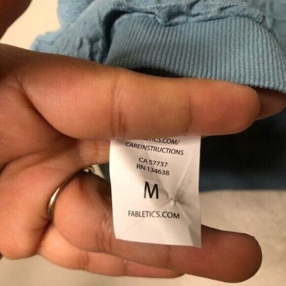 Fabletics Womens Sports Bra Size M Sleeveless Activewear Workout Pullover Blue - Picture 3 of 5